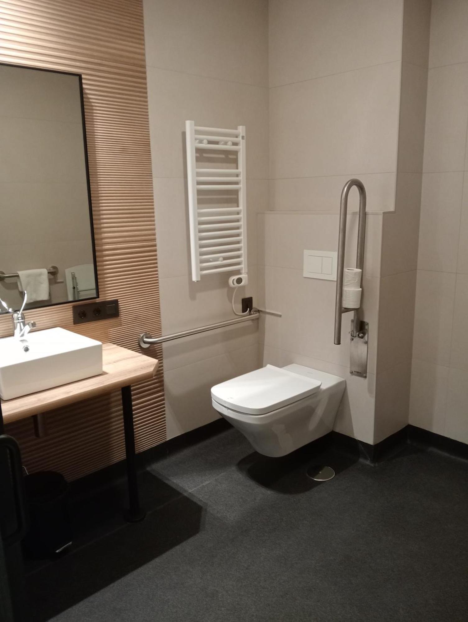Double Room Disability Access,1660461298:JPEG